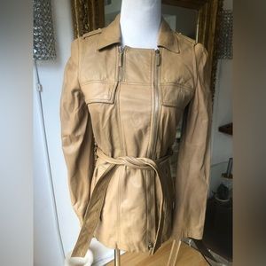 Gucci beige leather jacket size 40 women’s